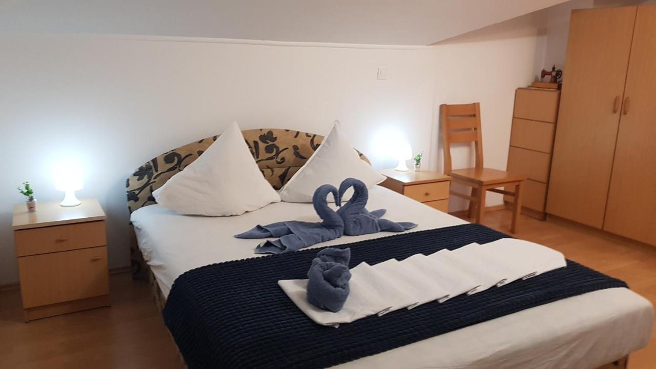 Apartment D Free Parking & Wifi, Walking Distance To Centrum Zadar Bagian luar foto