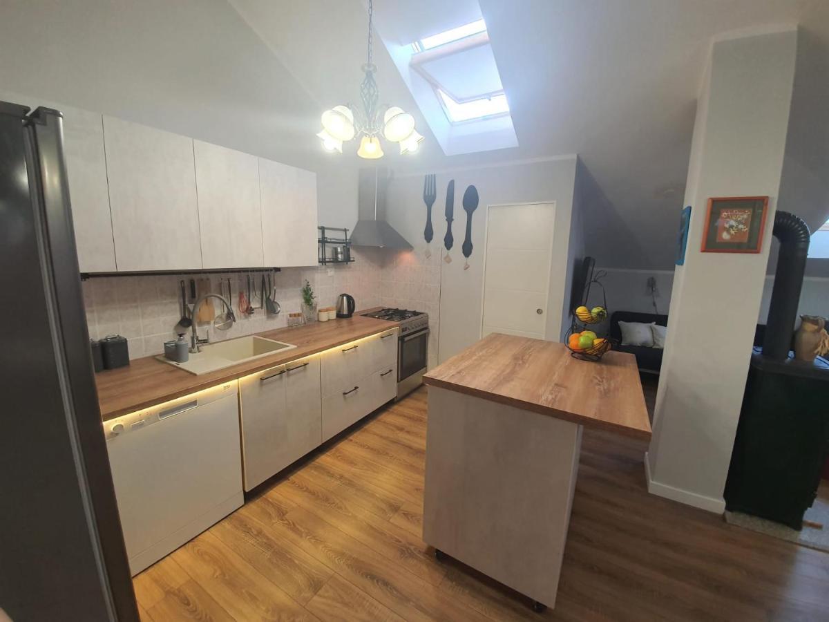Apartment D Free Parking & Wifi, Walking Distance To Centrum Zadar Bagian luar foto