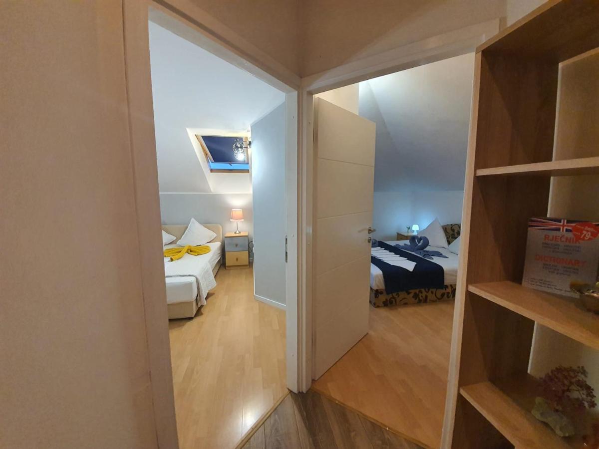 Apartment D Free Parking & Wifi, Walking Distance To Centrum Zadar Bagian luar foto