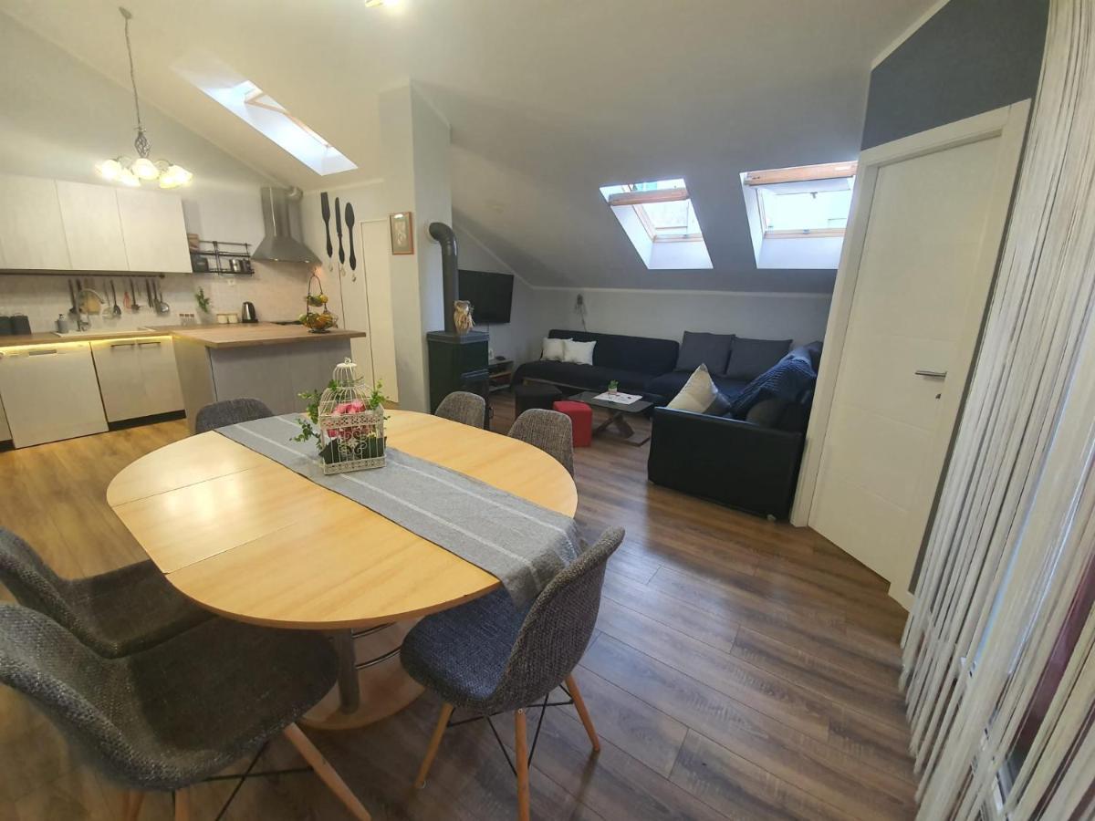 Apartment D Free Parking & Wifi, Walking Distance To Centrum Zadar Bagian luar foto